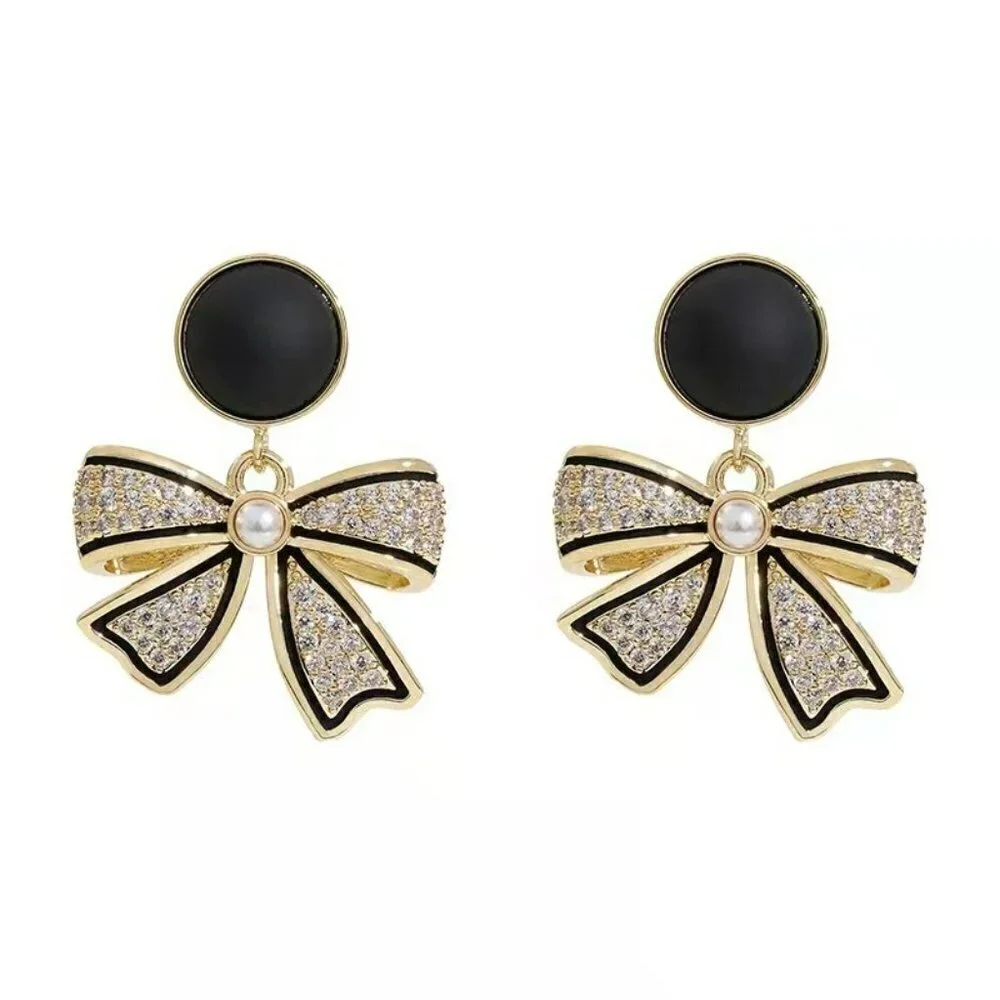 Rhinestone Bow Design Stud Earrings